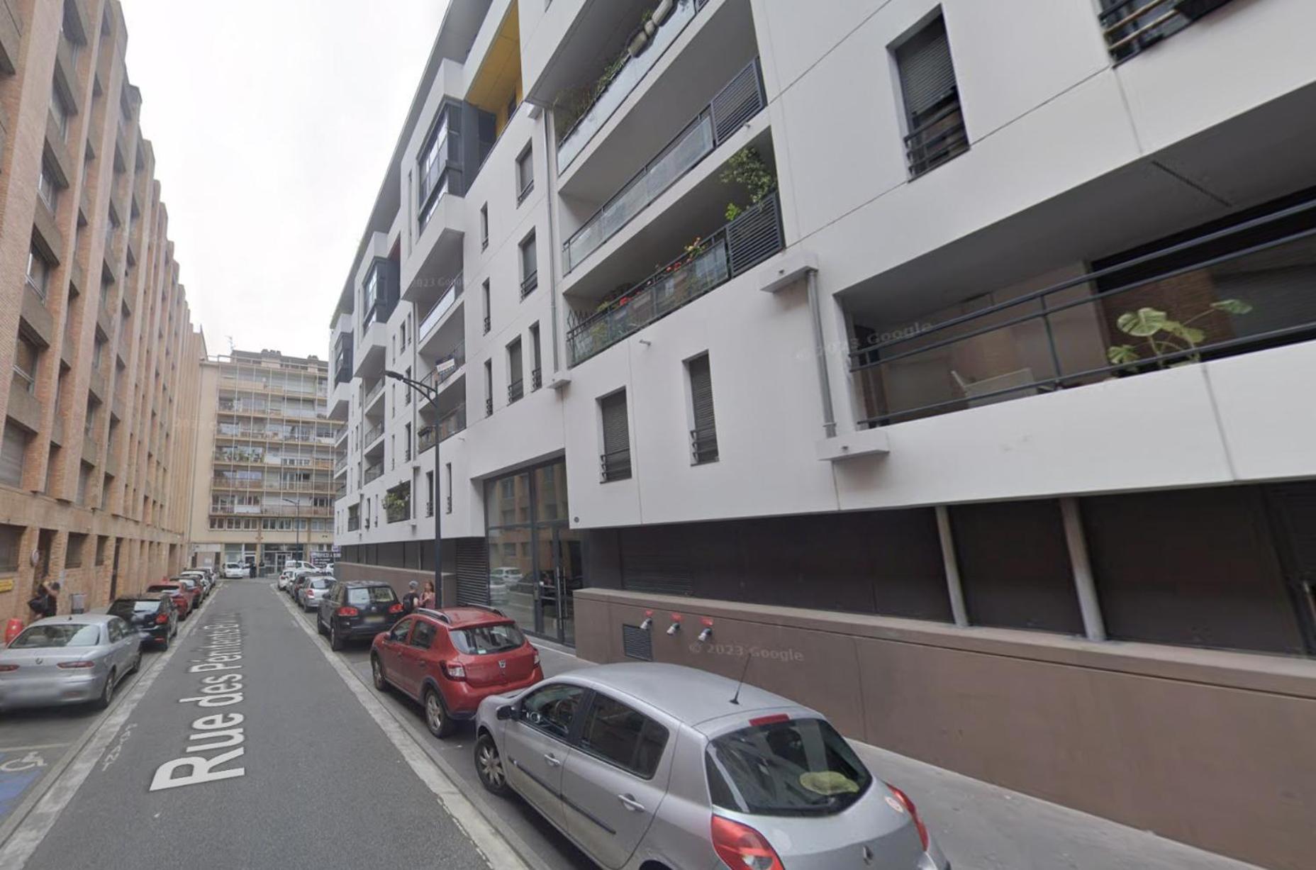 Penitents By Yume Toulouse Exterior photo